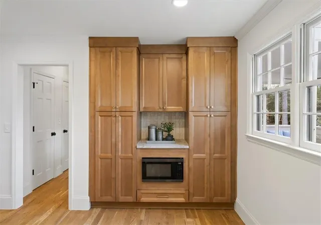 Photo 3 of Sale Pending at 4466 Windsor Oaks Cir, Marietta, GA 30066 | MLS# 7733183 | Listing updated on 2026-09-10