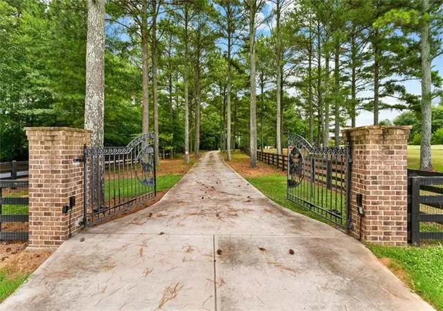 Homes for sale in Taylorsville, GA | 1600 Old Alabama Rd, Taylorsville, GA 30178 | MLS# 7798704