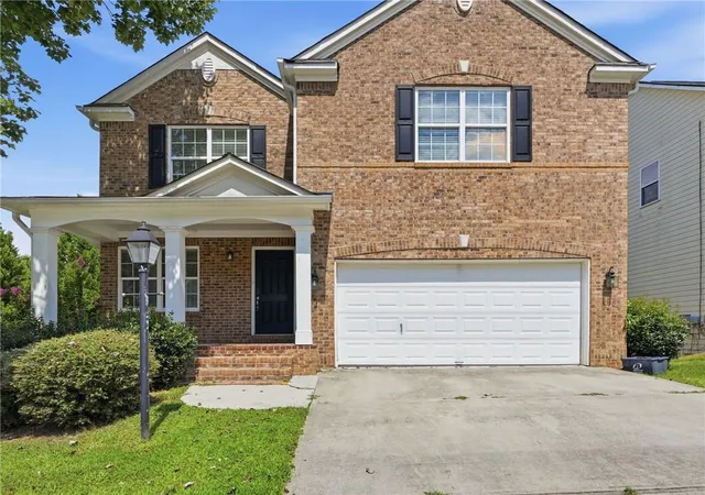 Photo 1 of Sale Pending at 2828 Farmstead Ct, Grayson, GA 30017 | MLS# 7813933 | Listing updated on 2026-10-09