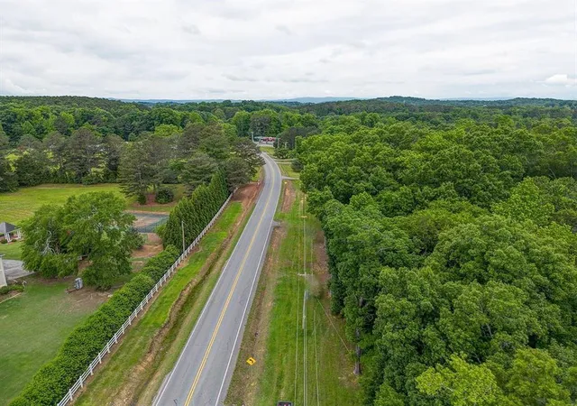 4th image of 2148 Red Bud Rd Ne, Calhoun, GA 30701 | MLS# 7725646