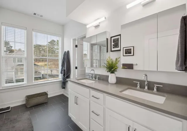 5th image of 1105 Adam Cir, Roswell, GA 30076 | MLS# 7744175