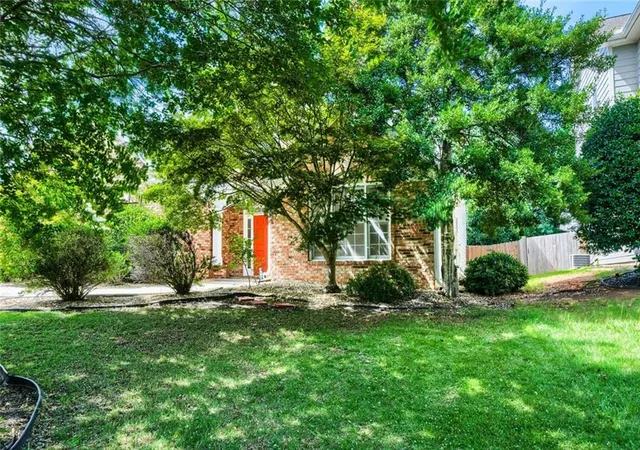 3rd image of 74 Vinings Lake Dr Sw, Mableton, GA 30126 | MLS# 7809417