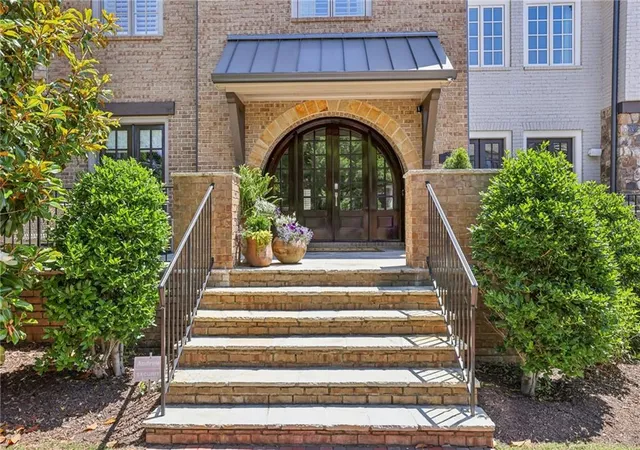2nd image of 93 Canton St, Alpharetta, GA 30009 | MLS# 7772009