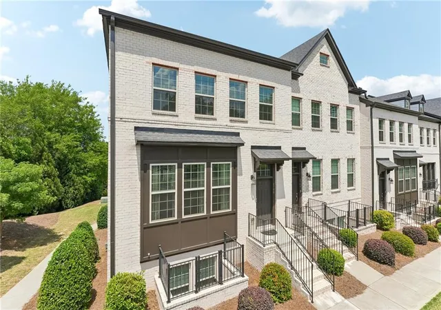 3rd image of 4700 Highside Wy, Smyrna, GA 30082 | MLS# 7759392