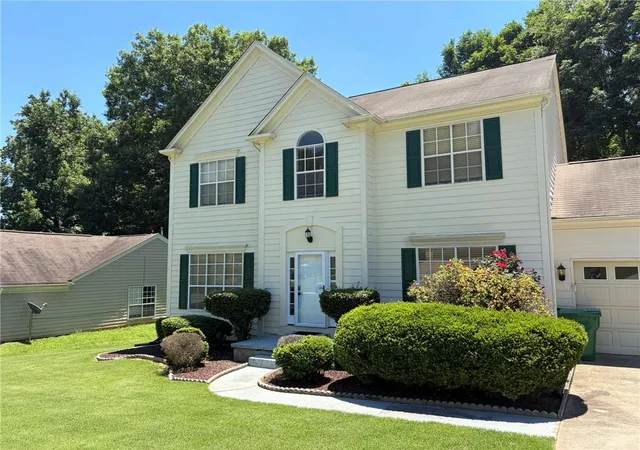 3rd image of 4011 Wintersweet Dr, Decatur, GA 30034 | MLS# 7796018