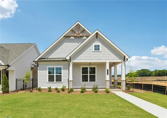 Homes for sale in Hoschton, GA | 1028 Eastman Ct, Hoschton, GA 30548 | MLS# 7707528