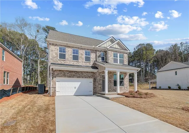 Photo 3 of Single family home for sale at 652 Leafy Branch Way, Mcdonough, GA 30253 | MLS# 7817534 | Listing updated on 2026-09-15