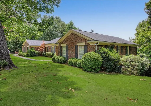 3rd image of 345 Mount Alto Rd, Rome, GA 30165 | MLS# 7819343