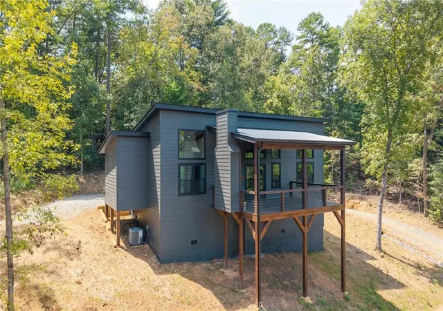 Photo 3 of Single family home for sale at 299 Greenfield Rd, Morganton, GA 30560 | MLS# 7828723 | Listing updated on 2026-09-19