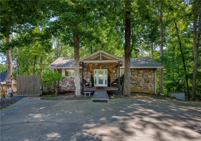 1st image of 3112 Lake Ranch Dr Dr, Gainesville, GA 30506 | MLS# 7775469