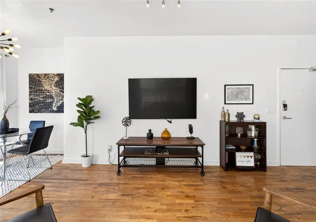 4th image of 238 Walker St Sw, Atlanta, GA 30313