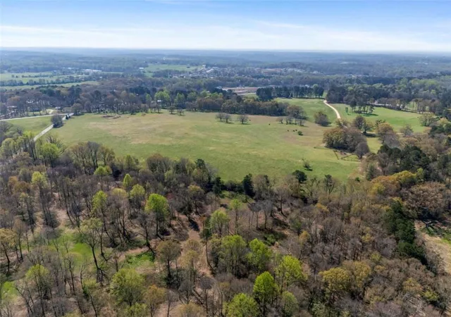 3rd image of 0 Commerce Rd, Jefferson, GA 30549 | MLS# 7740057