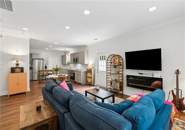 Photo 4 of Single family home for sale at 2533 Romain Way, Atlanta, GA 30344 | MLS# 7790270 | Listing updated on 2026-09-17