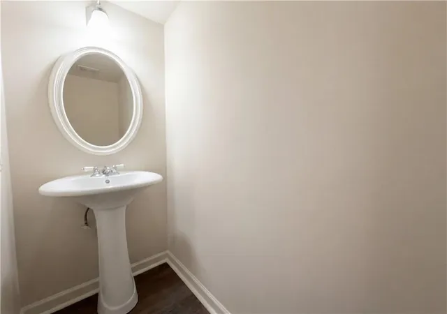 2nd image of 806 Brighton Pt, Sandy Springs, GA 30328 | MLS# 7730106