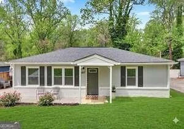 Photo 1 of Sale Pending at 2857 Diana Dr, Atlanta, GA 30315 | MLS# 7801718 | Listing updated on 2026-09-04