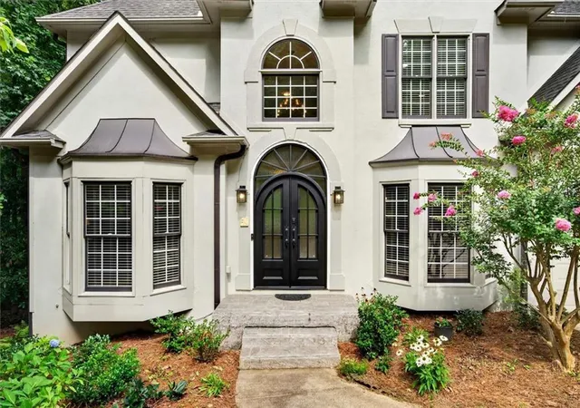 Photo 3 of Single family home for sale at 1250 Spring Oak Way, Cumming, GA 30041 | MLS# 7803438 | Listing updated on 2026-09-13