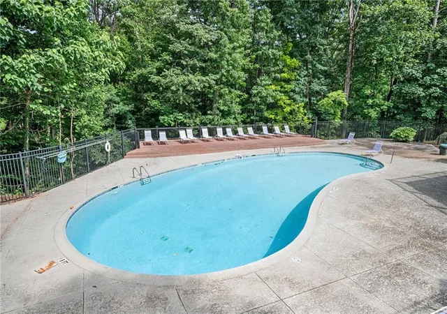 12th image of 1104 Natchez Tr, Atlanta, GA 30350 | MLS# 7782063