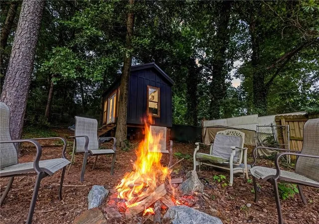5th image of 1464 Oldfield Rd, Decatur, GA 30030 | MLS# 7805228