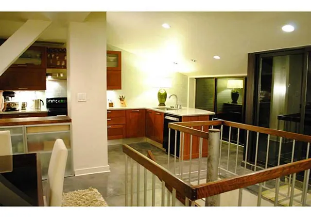 1st image of 30 Ne 5Th St Ne #1010, Atlanta, GA 30308 | MLS# 5101311