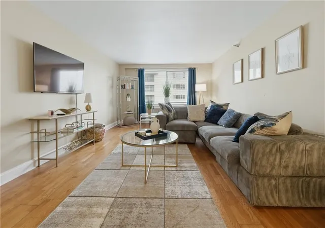 4th image of 2479 Peachtree Rd Ne #503, Atlanta, GA 30305 | MLS# 7754009