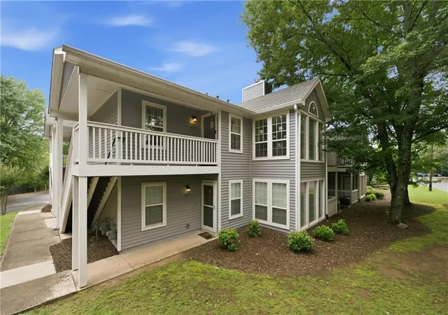 Homes for sale in Norcross, GA | 1007 Olde Mill Ln, Norcross, GA 30093 | MLS# 7786359