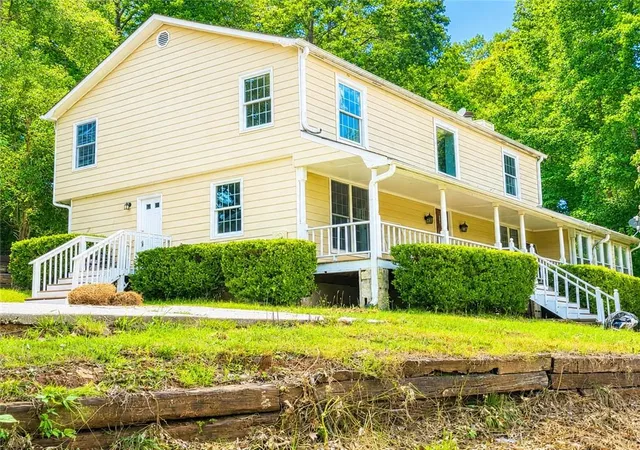 1st image of 3670 Mathis Airport Pkwy, Suwanee, GA 30024 | MLS# 7801802