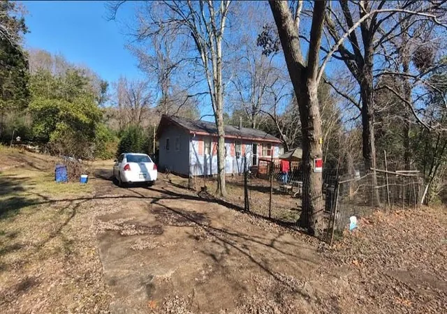 1st image of 204 Adams Cir Se, Silver Creek, GA 30173 | MLS# 7710835