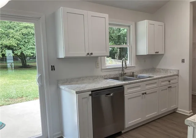 Photo 3 of Sale Pending at 181 Aztec Way SE, Acworth, GA 30102 | MLS# 7814419 | Listing updated on 2026-10-08