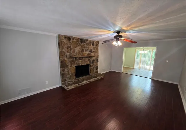 4th image of 5051 Golfbrook Dr, Stone Mountain, GA 30088 | MLS# 7754007