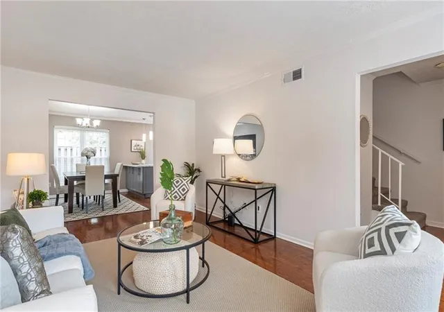 Photo 4 of Condo for sale at 10 Market Sq Pl NW, Atlanta, GA 30318 | MLS# 7817390 | Listing updated on 2026-08-24