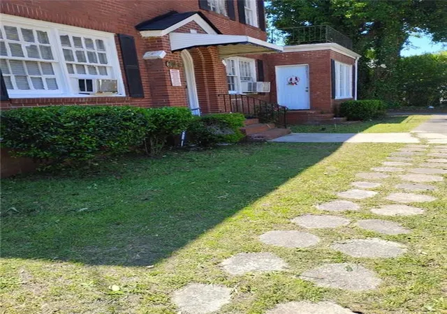 Photo 3 of Sale Pending at 2418 Vineville Ave, Macon, GA 31204 | MLS# 7821671 | Listing updated on 2026-10-15