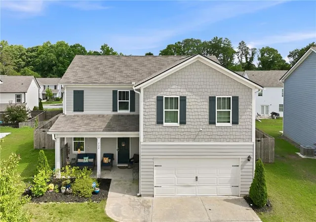 1st image of 728 Starbuck Pkwy, Pendergrass, GA 30567 | MLS# 7777267
