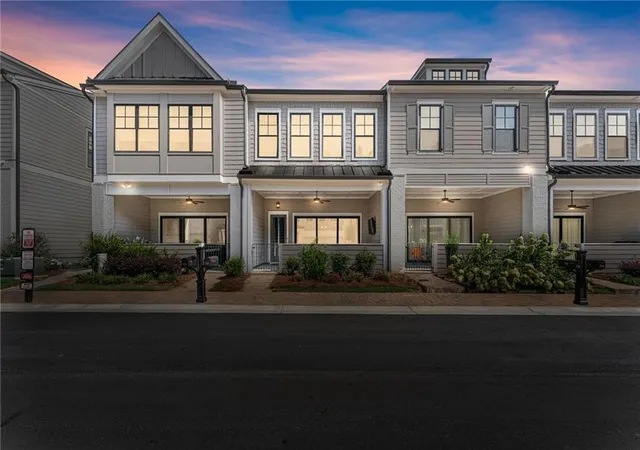 Photo 2 of Townhouse for sale at 710 Stickley Oak Way, Woodstock, GA 30189 | MLS# 7820625 | Listing updated on 2026-08-19