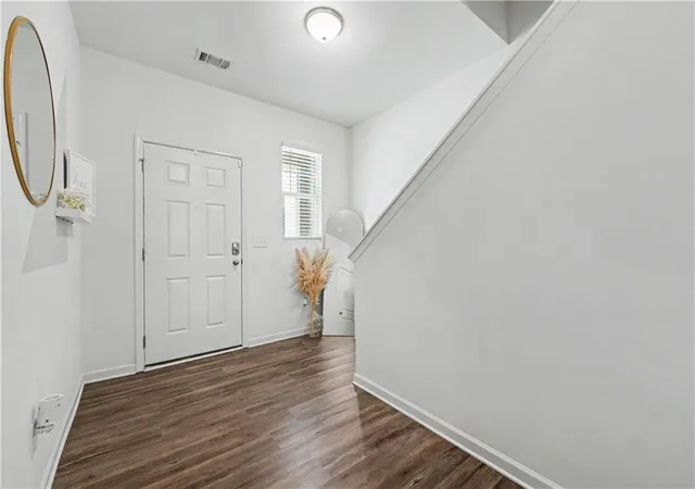Photo 4 of Townhouse for sale at 3342 Tarian Way, Decatur, GA 30034 | MLS# 7822746 | Listing updated on 2026-09-13