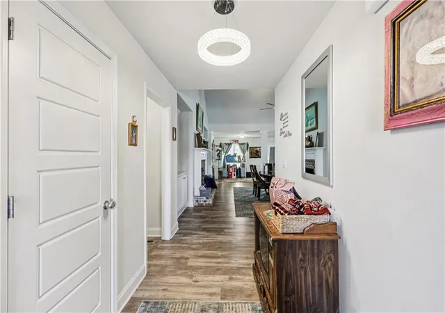 Photo 3 of Single family home for sale at 580 Belmont Park Dr, Commerce, GA 30529 | MLS# 7707818 | Listing updated on 2026-08-21