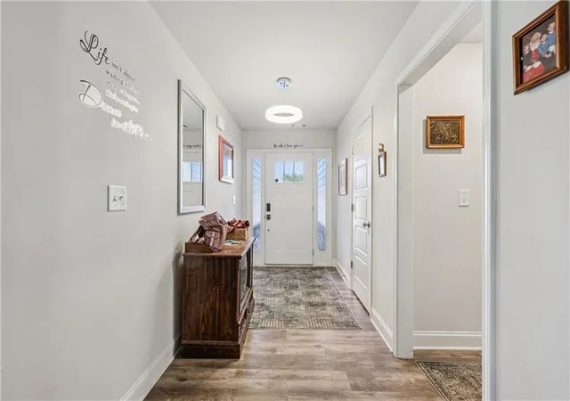 Photo 4 of Single family home for sale at 580 Belmont Park Dr, Commerce, GA 30529 | MLS# 7707818 | Listing updated on 2026-08-21