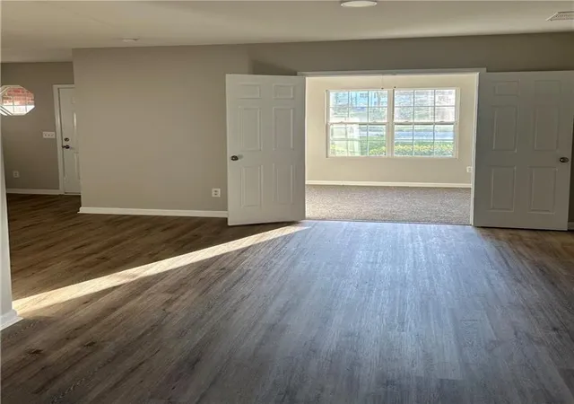 2nd image of 926 Old Mill Pt #D, Monroe, GA 30655 | MLS# 7808702
