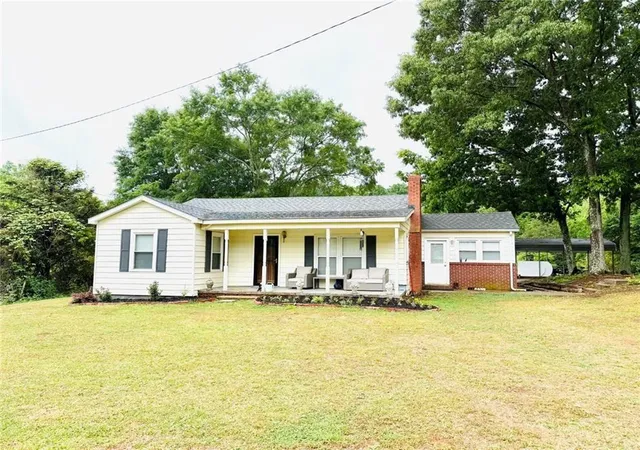 1st image of 338 Liberty Hill Rd, Hartwell, GA 30643 | MLS# 7763478