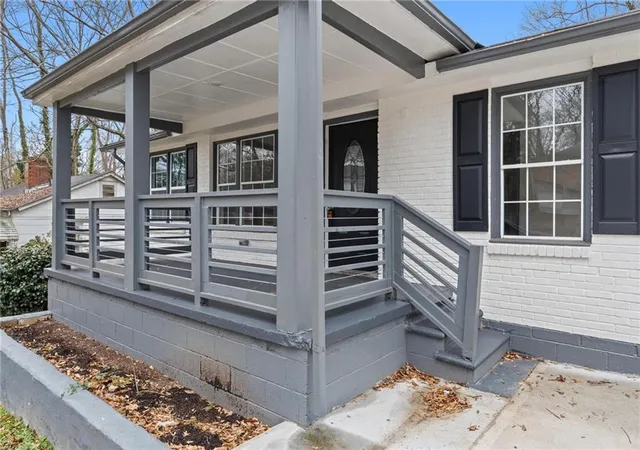 4th image of 170 Stanhope Cir Nw, Atlanta, GA 30314 | MLS# 7785273