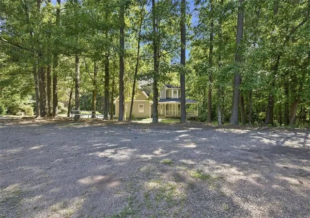 Photo 2 of Single family home for sale at 558 Auburn Rd, Auburn, GA 30011 | MLS# 7830327 | Listing updated on 2026-09-01