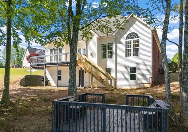 Photo 2 of Single family home for sale at 101 Retreat Way, Carrollton, GA 30116 | MLS# 7800538 | Listing updated on 2026-10-27
