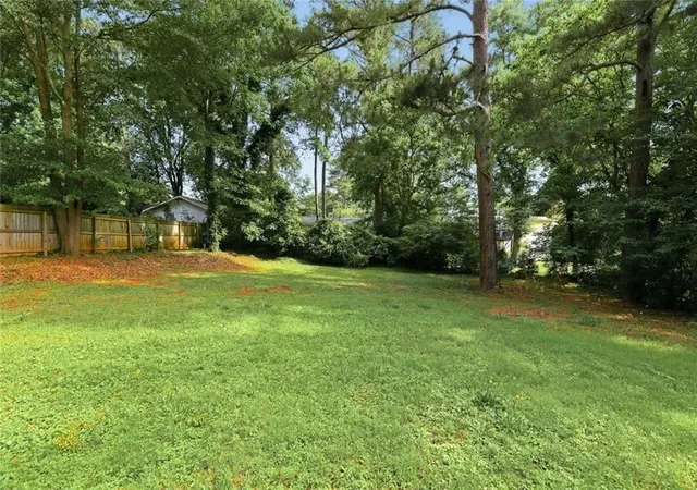 Photo 26 of Single family home for sale at 501 Pineview Dr Se, Smyrna, GA 30082 | MLS# 7801918 | Listing updated on 2026-08-20