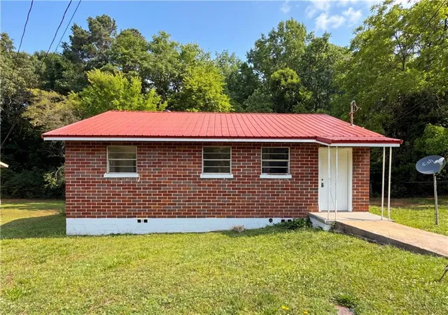 Homes for sale in Jackson, GA | 243 Glenn St, Jackson, GA 30233 | MLS# 7773040