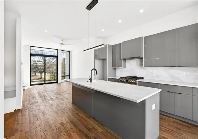 3rd image of 105 Georgia Ave Se #10, Atlanta, GA 30312 | MLS# 7666906