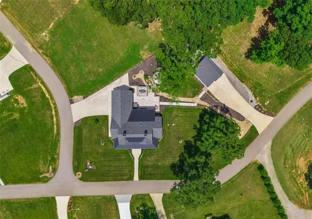 Photo 3 of Single family home for sale at 24 Farmland Ct, Blairsville, GA 30512 | MLS# 7793626 | Listing updated on 2026-10-02