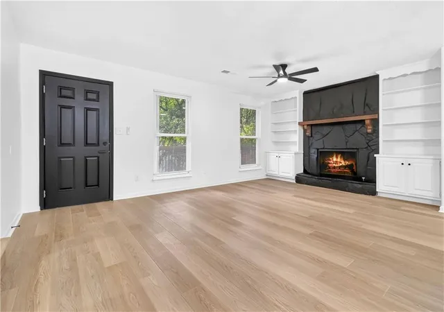 Photo 3 of Sale Pending at 3292 Mixon Way, Stone Mountain, GA 30087 | MLS# 7812110 | Listing updated on 2026-09-18