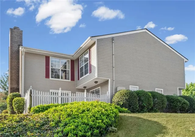 Homes for sale in Marietta, GA | 549 Summit Ln Sw, Marietta, GA 30008 | MLS# 7747031