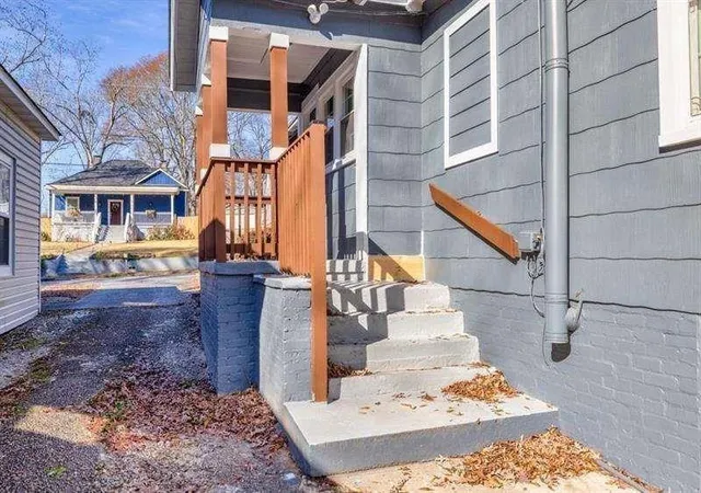 5th image of 2506 Maple St, Atlanta, GA 30344 | MLS# 7822156