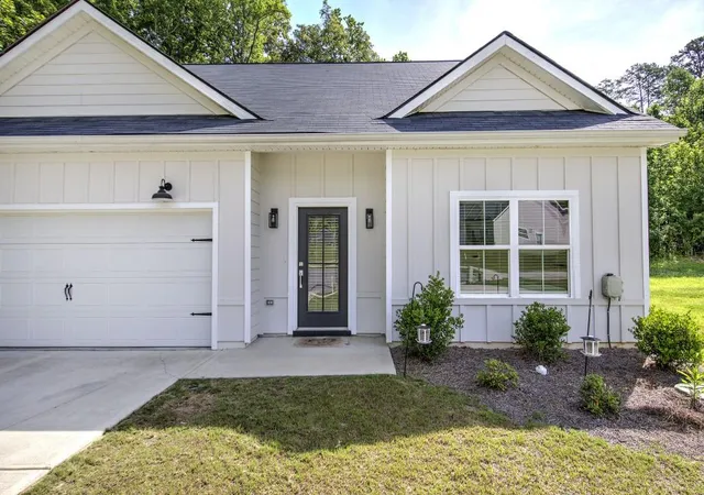 1st image of 9 Arbor Ct, Rome, GA 30165 | MLS# 7789857