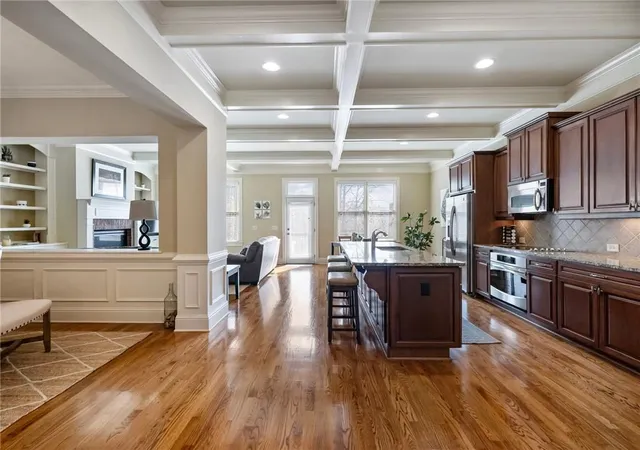 1st image of 6947 Fellowship Ln, Flowery Branch, GA 30542 | MLS# 7791001